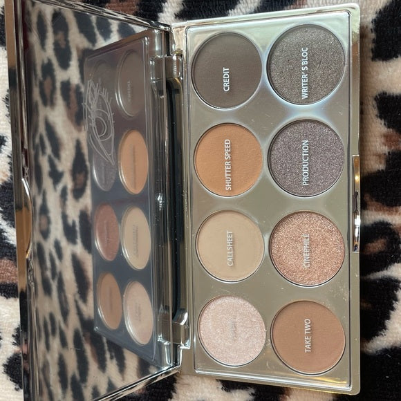 Belle en Argent – Nude Intuitive Vision